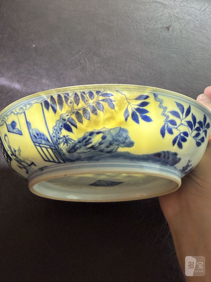清乾隆 仿宣德青花庭院仕女纹盘 - 图23
